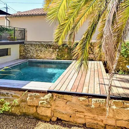 Apartment Awesome In With Swimming Pool Pujaut